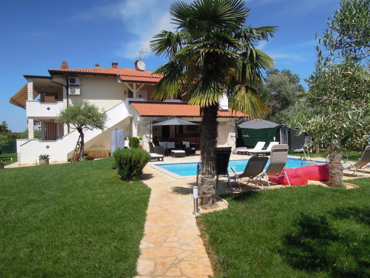 Holiday Home Villa Ivan Umag Extérieur photo