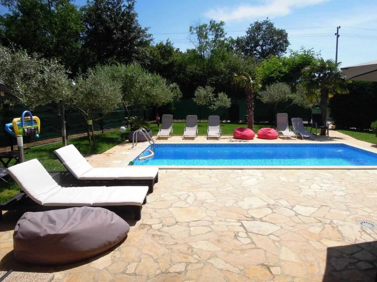 Holiday Home Villa Ivan Umag Extérieur photo